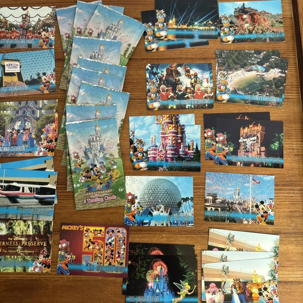 30th Anniversary Walt Disney World Trading card lot